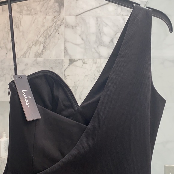 Lulu’s Very Tempting One Shoulder Bodycon Dress - Picture 5 of 7